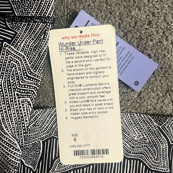 Lululemon Wunder Under Pant (Hi-Rise)
Dottie Tribe White Black - Picture 3 of 6